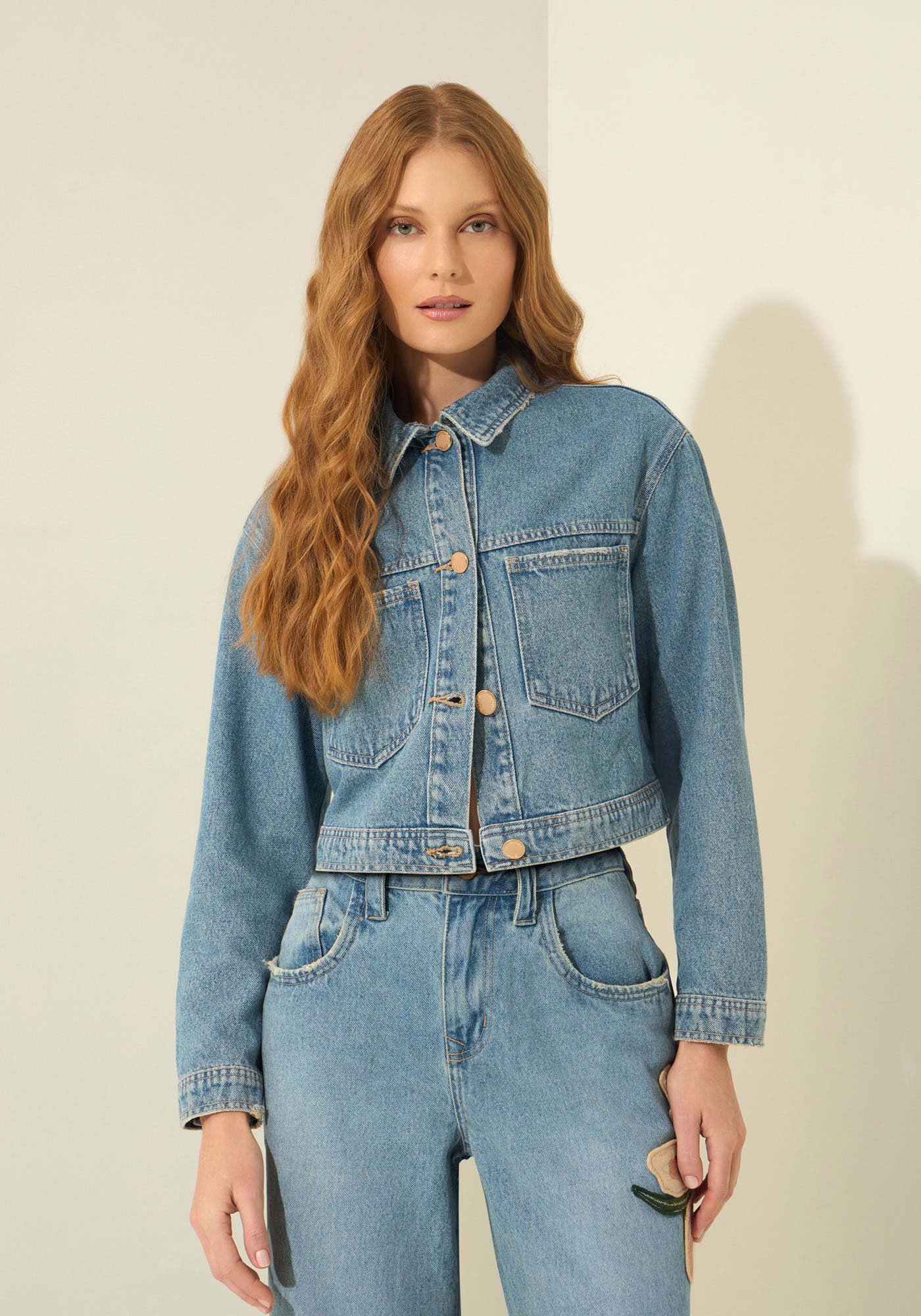 Jaqueta Jeans Com Bolsos E Maxi Patch | Lez a Lez